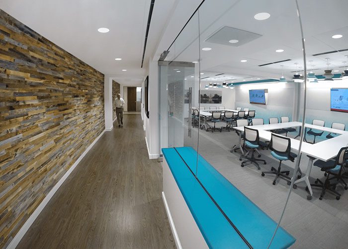 Metro Center - Metro Offices Private Workspaces In Metro Center | 700 12th Street NW, 7th Floor Washington, DC 20005