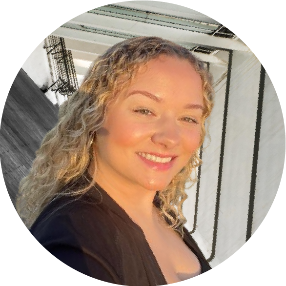 Jaclyn removebg preview 01 - Metro Offices About | Metro Offices